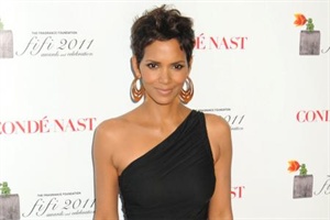 Halle Berry spielt Chefredakteurin bei 