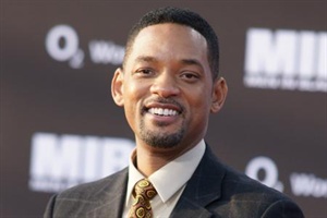 Will Smith ohrfeigt einen Reporter