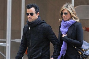 Jennifer Aniston von Justin Theroux